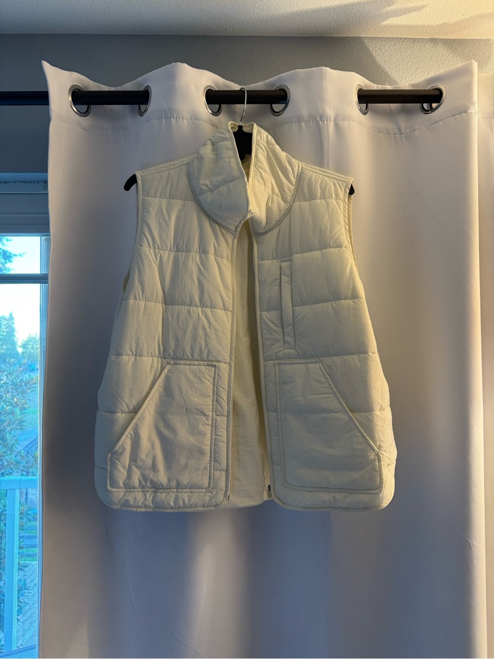 Zella Cream Quilted Puffer Vest